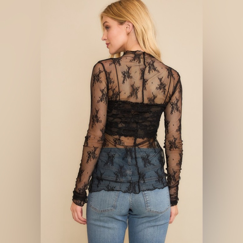 #16 Brie Floral Lace Top- Black (LAST ONE) - Picture 2 of 3